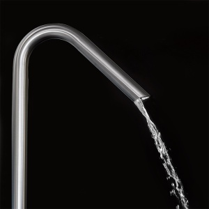 Doccia acqua calda/fredda con doccetta Atlas Ama 2